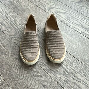 Naturalizer Soul Slip Ons - size 6.5